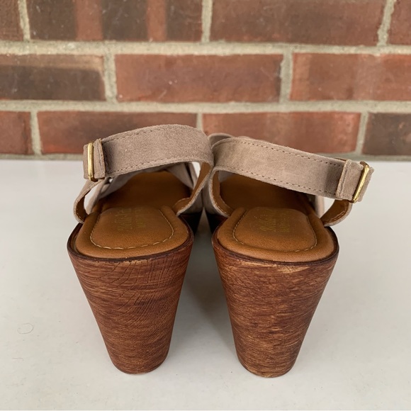 Bella Vita Womens Wes Italy Tan Leather Slingback Wedge Sandals US 9.5 M - Picture 5 of 8